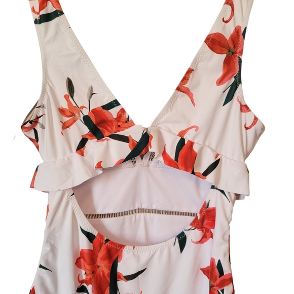 NWT Trangel Floral Ruffle One Piece, Size Small - Picture 5 of 8